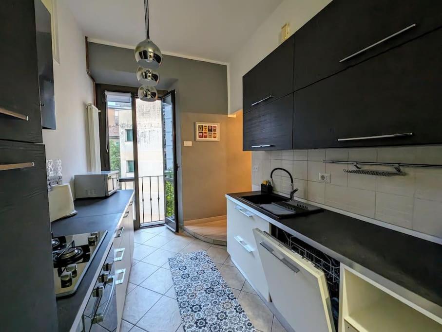 Bright Flat Just 10 Minutes From The City Centre Como Dış mekan fotoğraf