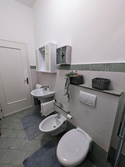 Bright Flat Just 10 Minutes From The City Centre Como Dış mekan fotoğraf