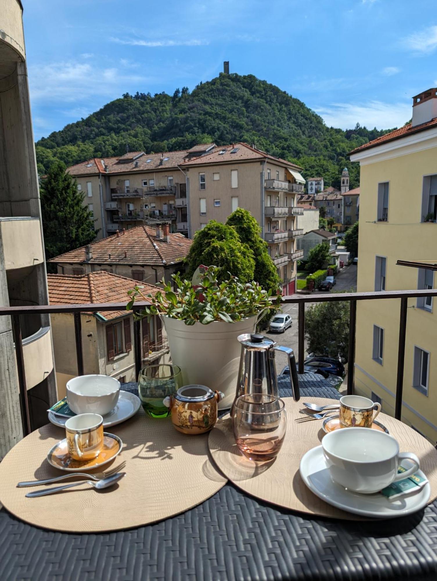 Bright Flat Just 10 Minutes From The City Centre Como Dış mekan fotoğraf